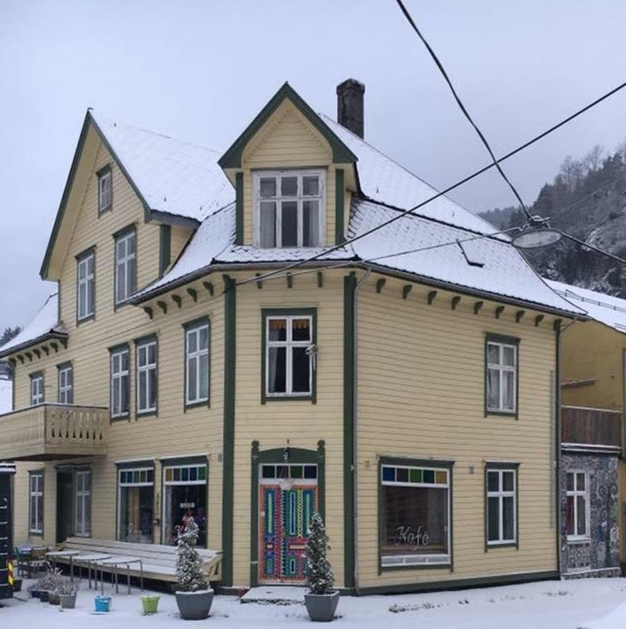 Rongahuset Bnb Evanger Экстерьер фото